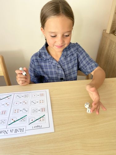 Resource preview 4 for Roll a Number - Addition Game