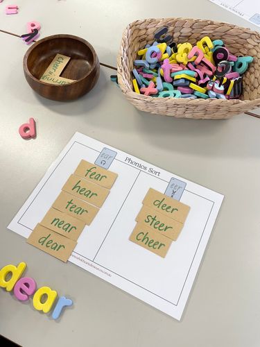 Resource preview 5 for Phonics Sort Activity Cards