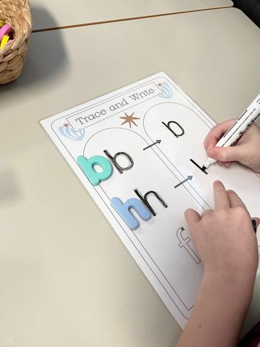 Resource preview 11 for Phase 2 Early Phonics Activity Pack